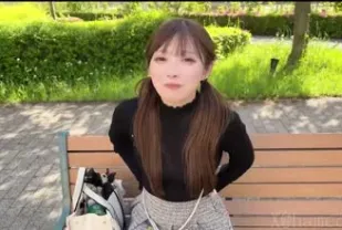 FC2PPV-4692848 因不純動機報名的20歲護理系女生
