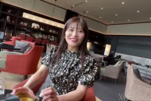 FC2PPV-4693923 曾在業界奮戰十年的傳奇級AV女優成為我肉棒的最愛