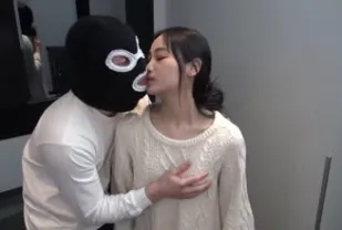 FC2PPV-4396685 自慰不如用男雞巴發洩性慾