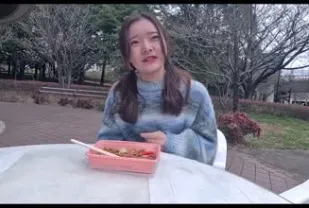 FC2PPV-4381540 只有兩個性伴侶的純潔無辜的天使