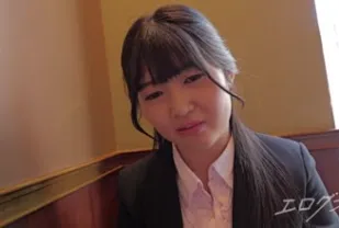 FC2PPV-4736625 新畢業生地產銷售女士