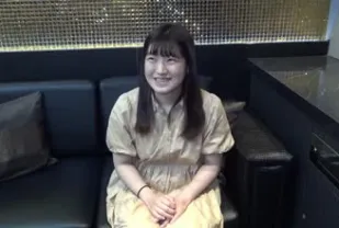 FC2PPV-4328205 中出經驗
