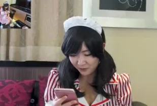 FC2PPV-4359154 原模特兒美女瞞著男友生插入中出