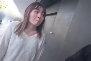 FC2PPV-4354916 品嘗處女臀部