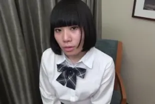 FC2PPV-4370015 和風美女10代制服的下體