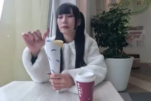 FC2PPV-4295372 纖細爆發力動漫巨乳