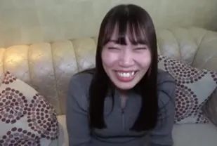 FC2PPV-4700697 八頭身172cm美腿模特兒出身的苗條美人千秋醬