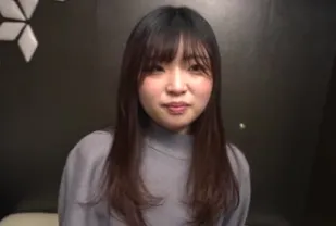 FC2PPV-4049632 喜歡同齡學生的補習班老師