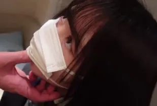FC2PPV-3764394 這是我錄製的第一支她純真無邪時的影片