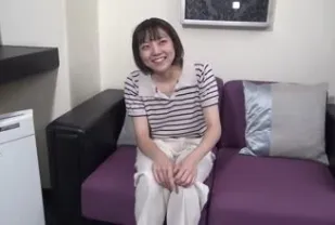 FC2PPV-3878281 超級苗條可愛的大學生