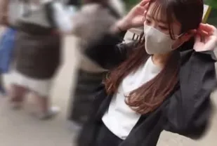 FC2PPV-3610539 在育幼院打工的可愛女孩