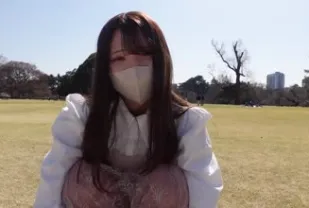 FC2PPV-3695183 高中時代沉浸於學習的可愛少女