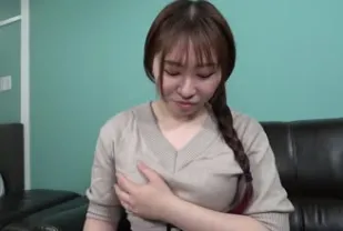 FC2PPV-3349980 美麗純真的人妻充滿成人的性感魅力