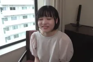 FC2PPV-3260812 穿不是同款內衣經驗不足的普通女孩