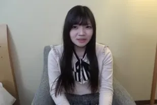 FC2PPV-3185231 身材苗條的偶像型美女