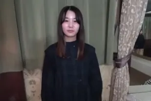 FC2PPV-3229015 被從內部散發出的難以抑制的女性氣息所激動