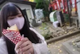 FC2PPV-3165017 擁有天然H罩杯的現役女大學生