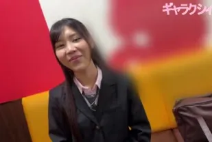 FC2PPV-4759214 立志成為地下偶像的硬核宅女