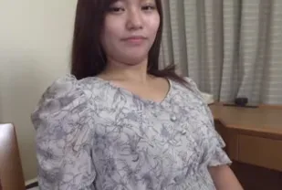 FC2PPV-3142244 身高148cm的嬌小少女
