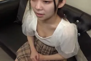 FC2PPV-3090333 看起來像偶像的少女