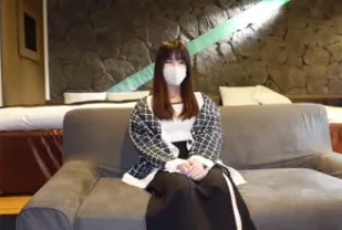 FC2PPV-3064666 兼職擔任數學和科學導師的超級苗條女孩