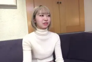 FC2PPV-3050457 胸部嬌小的金髮女郎