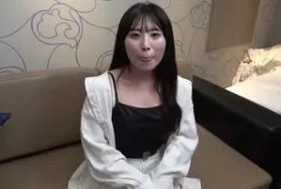 FC2PPV-2995459 與某公司社長有染的美女h