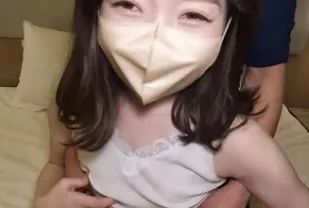 FC2PPV-2933984 白皙苗條的美女