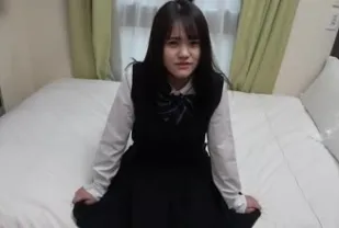 FC2PPV-2941579 純情的美少女
