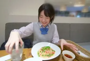 FC2PPV-2689932 穿著校服玩緊實的身體和緊緻度是最好的
