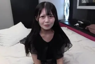 FC2PPV-4798264 身高150cm人見人愛的AV偶像