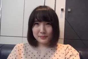 FC2PPV-1909531 擁有白皙柔嫩肌膚和順從性格的美麗女孩