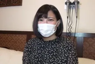 FC2PPV-1912580 舉止優雅的女廚師