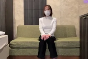 FC2PPV-4803148 默默工作的天使般的助理