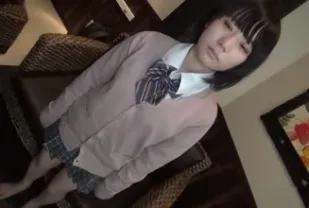 FC2PPV-1736234 在推特上認識了一個需要用錢的女孩