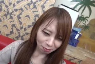 FC2PPV-1738386 胸部豐滿的女孩