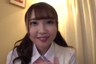 FC2PPV-1750583 放學後和擁有可愛翹臀和偶像臉的女孩做愛