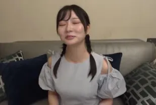 FC2PPV-4812452 色情女王接受了小鮮肉的精液