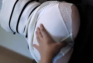 FC2PPV-1676368 麵包店海報女郎JD