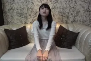 FC2PPV-1591233 頂級偶像級純潔無瑕的少女