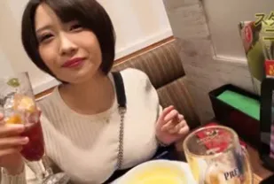 FC2PPV-1422543 關西女大學生