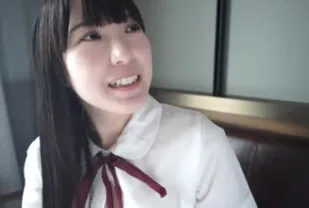 FC2PPV-1458145 偶像級黑髮少女