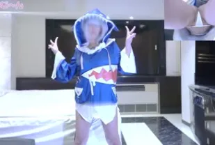 FC2PPV-4570610 纖腿大陰唇少女鯊魚玩具狂虐