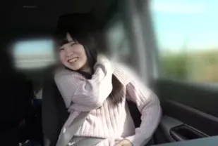 FC2PPV-1290799 在車裡和溫泉裡做了各式各樣的壞事