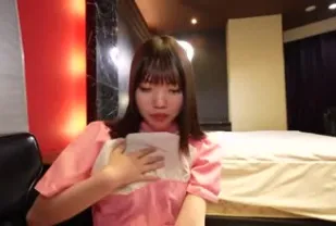 FC2PPV-4835033 小妞很快就高潮了