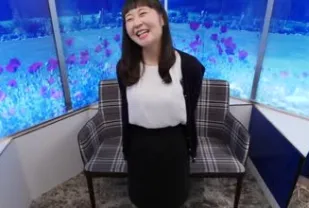 FC2PPV-1266879 傲嬌女孩的絕妙私處