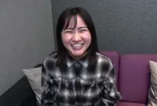 FC2PPV-4582583 H罩杯巨乳麵包店招牌艾麗卡