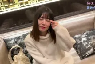 FC2PPV-4842720 身材豐滿的妻子被丈夫介紹給情人