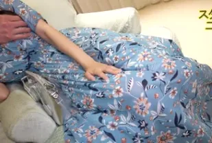 FC2PPV-4564632 嫁給富豪的前偶像G罩杯新婚妻H醬