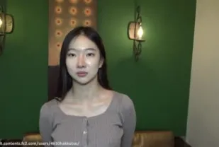 FC2PPV-4560698 變態的色情行為而感到羞恥